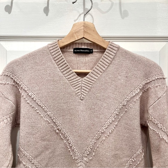 💠3/$10 MAISON MASCALLIER Knit Sweater - Picture 3 of 4